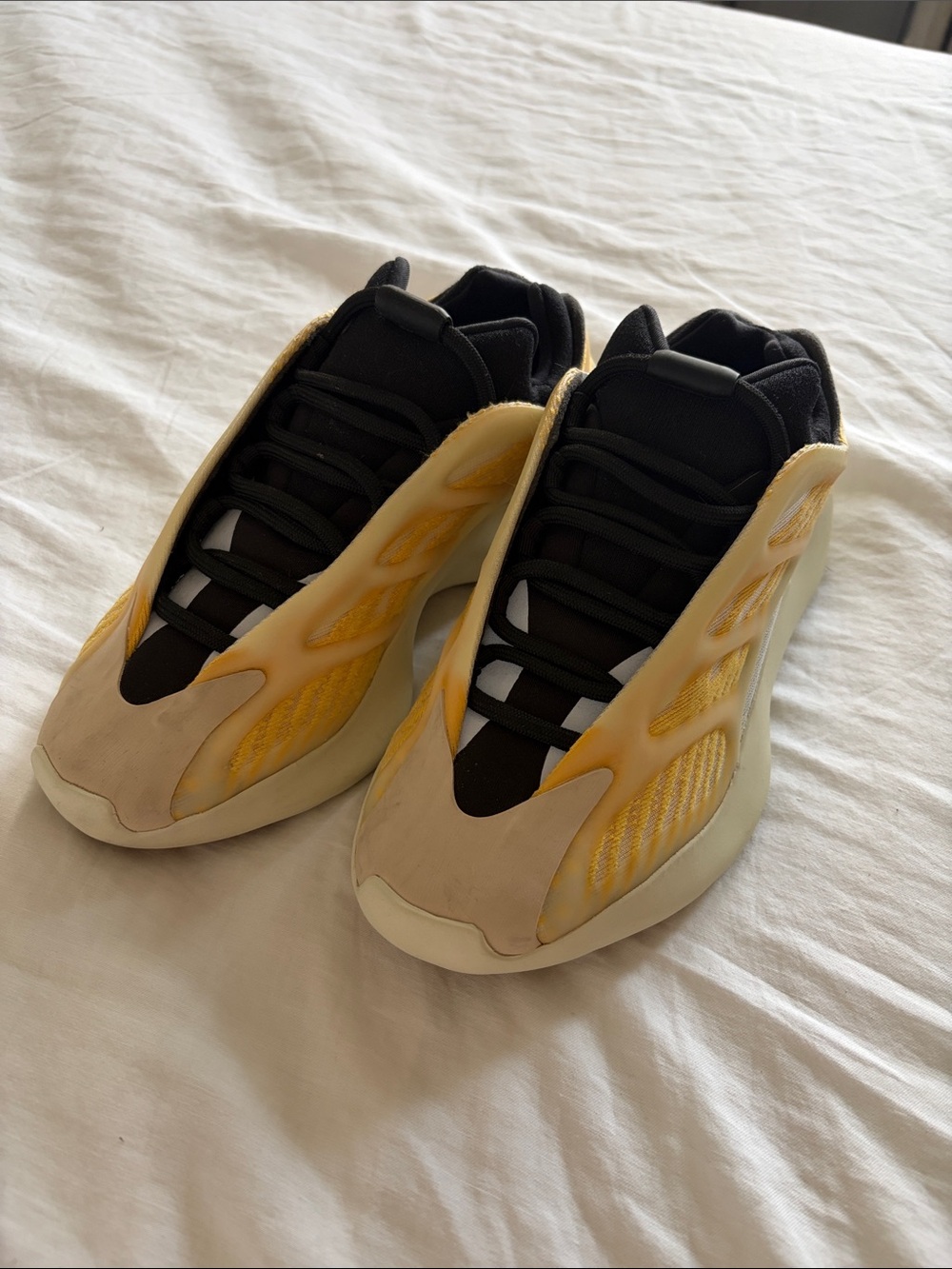 adidas Yeezy 700 V3 Sneakers - Yellow/Black/Cream